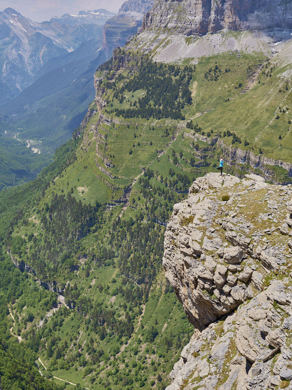 Retiro de Yoga Movimiento Senderismo Meditación Casa Cuadrau Ordesa Pirineos